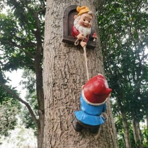 Climbing Gnomes Tree Décor